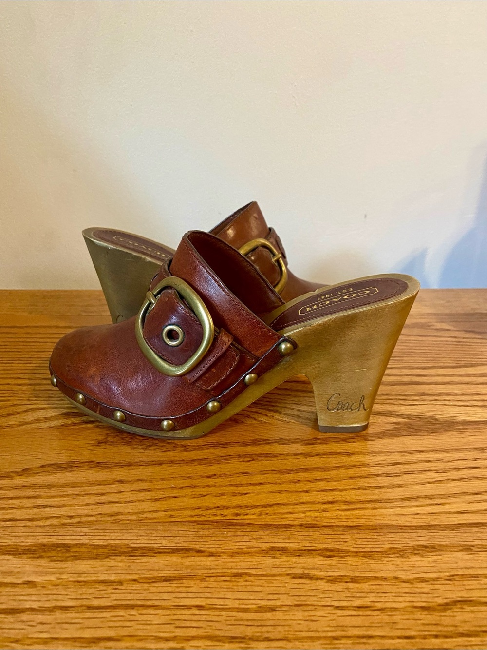 VTG Coach Ileen y2k 90s 2000s Clogs Buckle Red Brown 6 Heel Boho Chunky leather